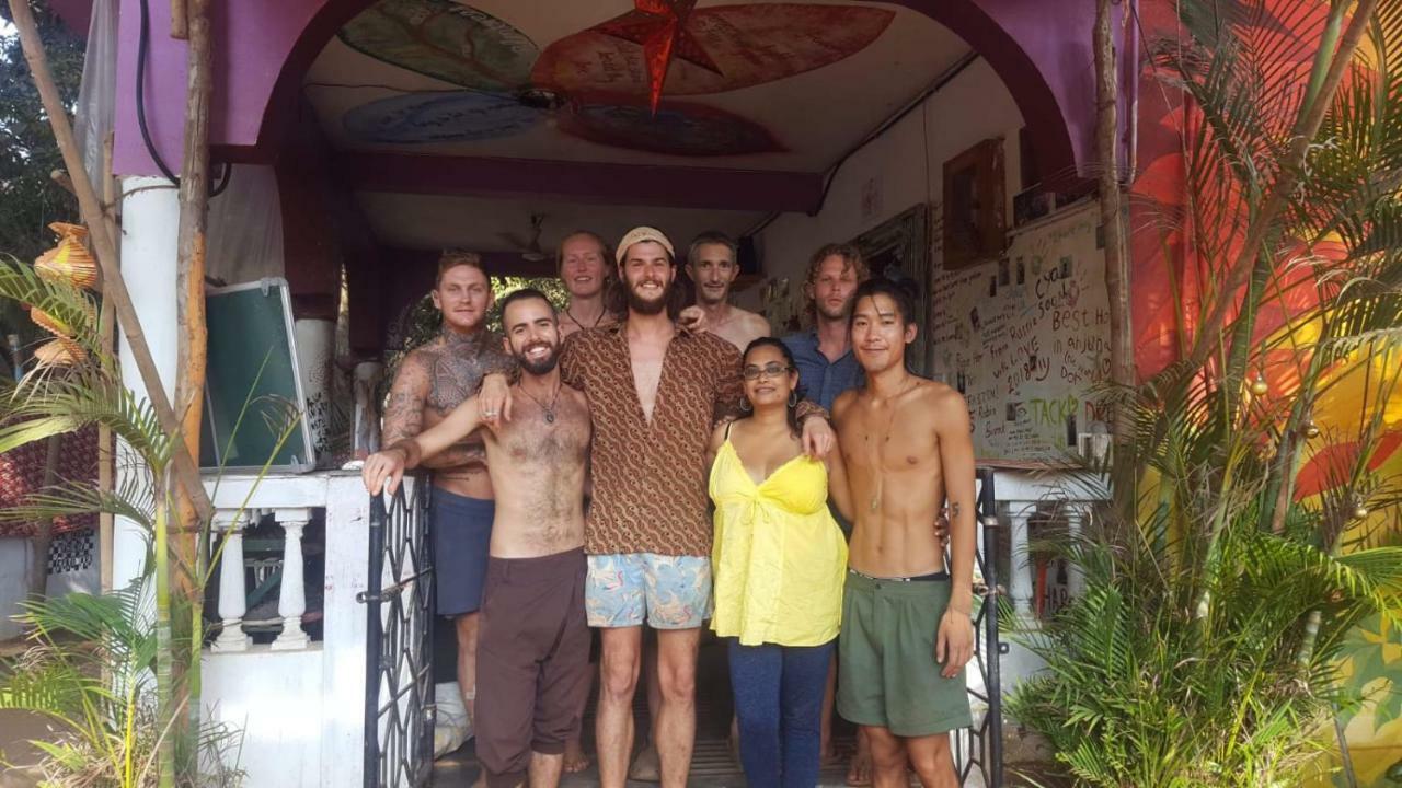 Bunkd Hostel, 안주나 외부 사진